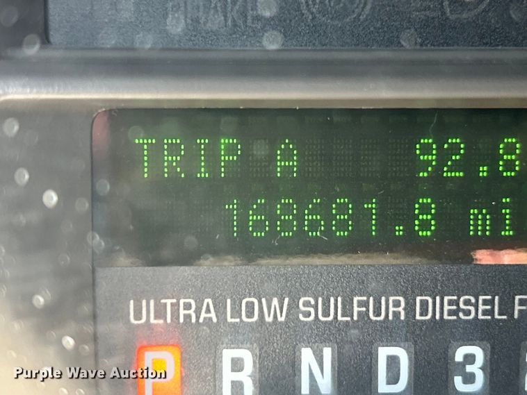 image for item EK8413 2009 Ford F550 Crew Cab truck cab and chassis