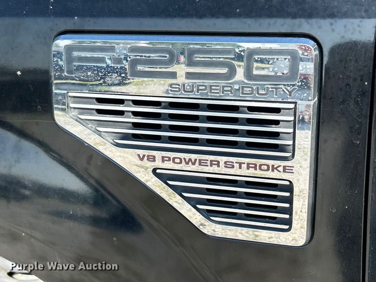 image for item EK8414 2008 Ford F250 Super Duty XL Crew Cab pickup truck