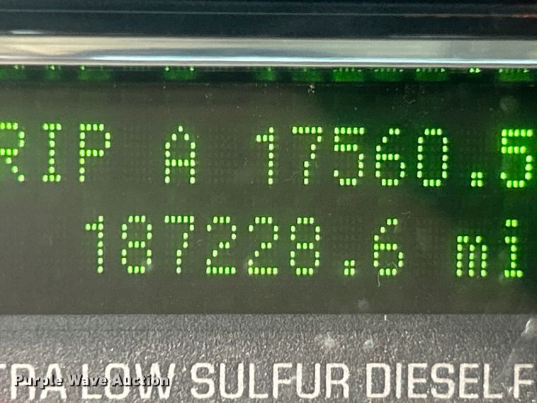 image for item EK8414 2008 Ford F250 Super Duty XL Crew Cab pickup truck