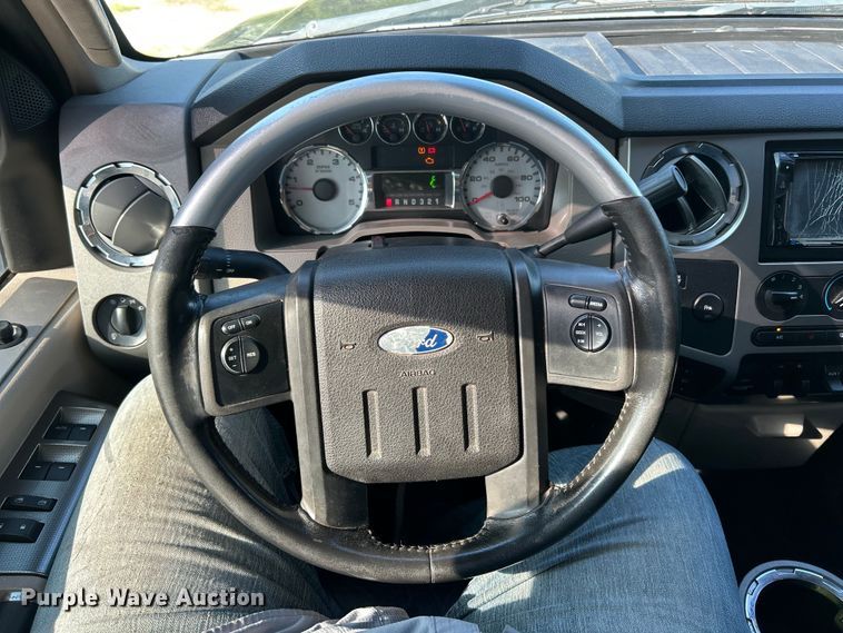 image for item EK8414 2008 Ford F250 Super Duty XL Crew Cab pickup truck