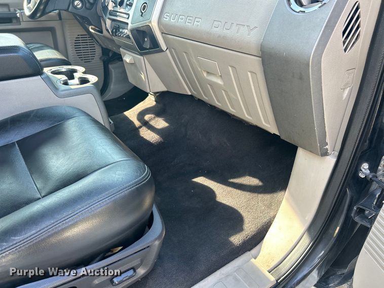 image for item EK8414 2008 Ford F250 Super Duty XL Crew Cab pickup truck