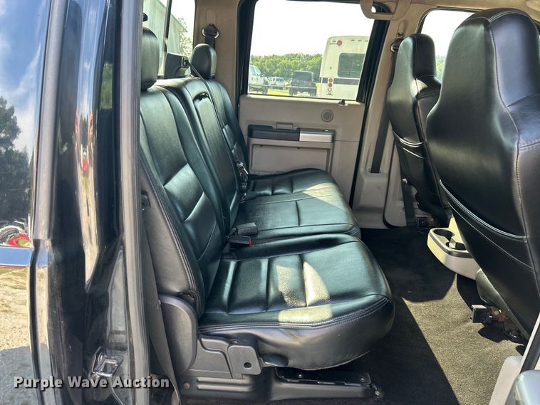 image for item EK8414 2008 Ford F250 Super Duty XL Crew Cab pickup truck