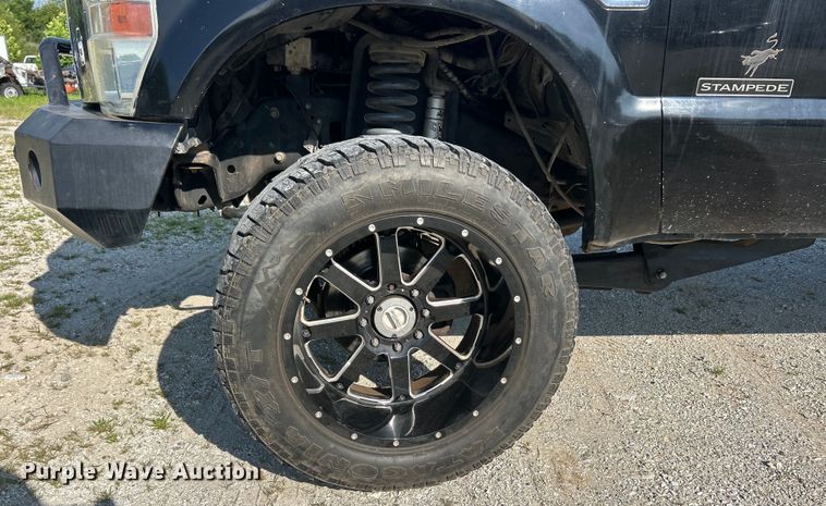 image for item EK8414 2008 Ford F250 Super Duty XL Crew Cab pickup truck