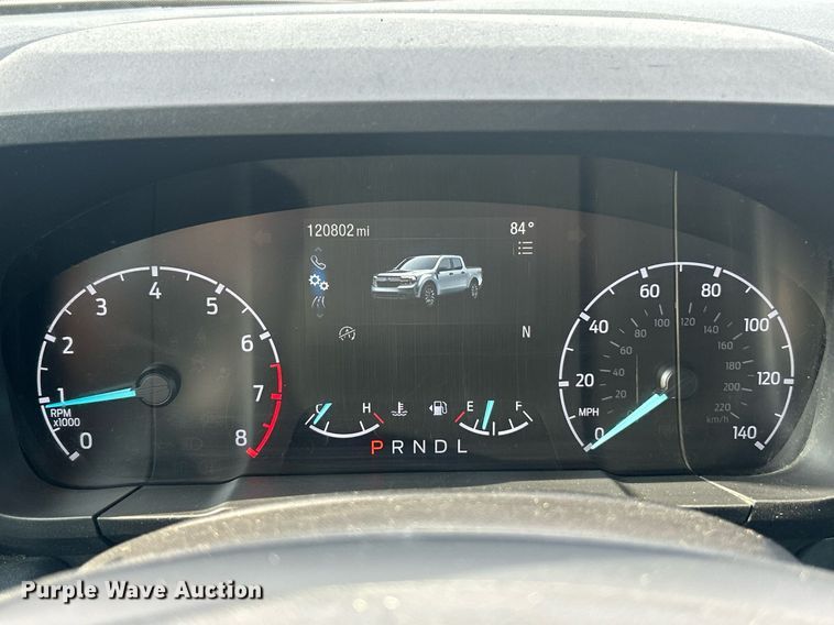 image for item EK8417 2022 Ford Maverick XL Crew Cab pickup truck