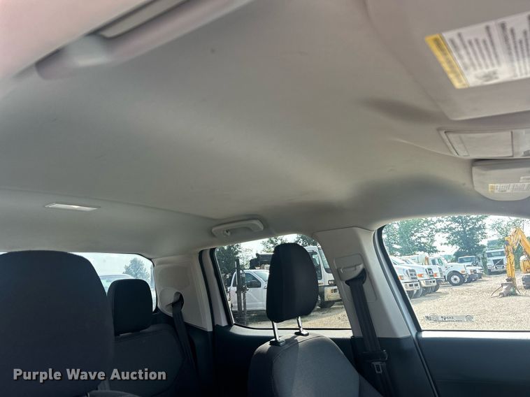 image for item EK8417 2022 Ford Maverick XL Crew Cab pickup truck