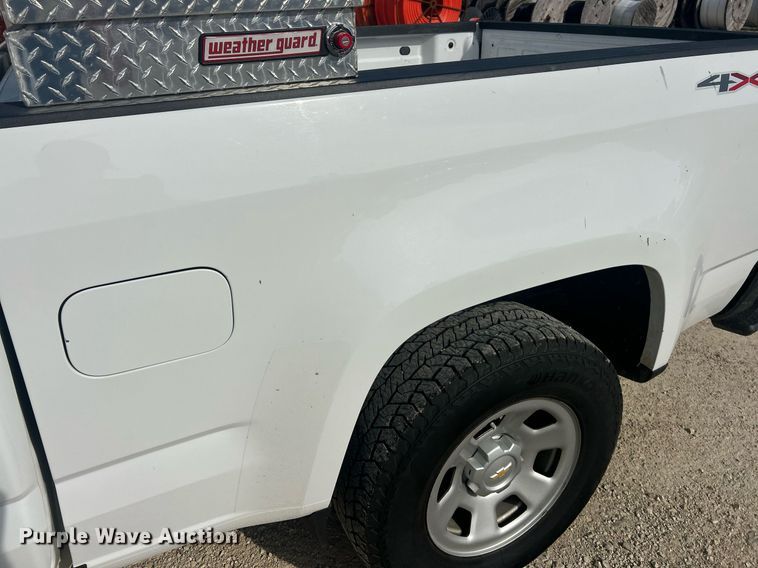 image for item EK8419 2021 Chevrolet Colorado Ext. Cab pickup truck