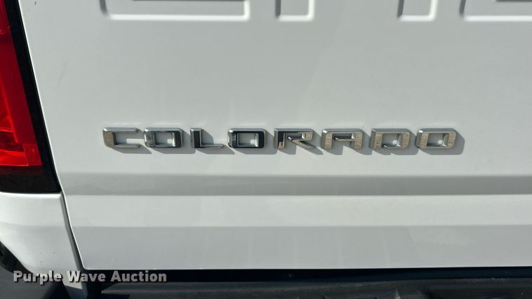 image for item EK8419 2021 Chevrolet Colorado Ext. Cab pickup truck