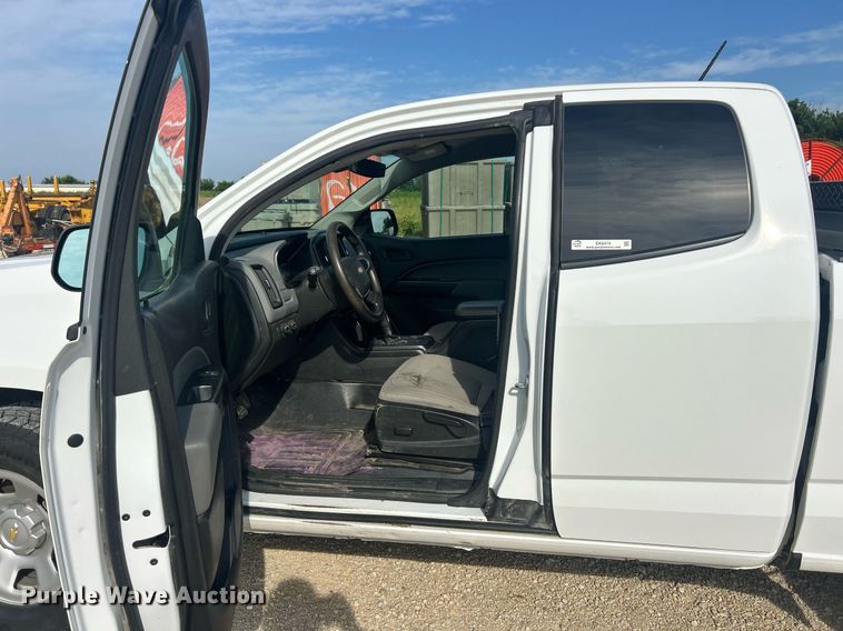 image for item EK8419 2021 Chevrolet Colorado Ext. Cab pickup truck