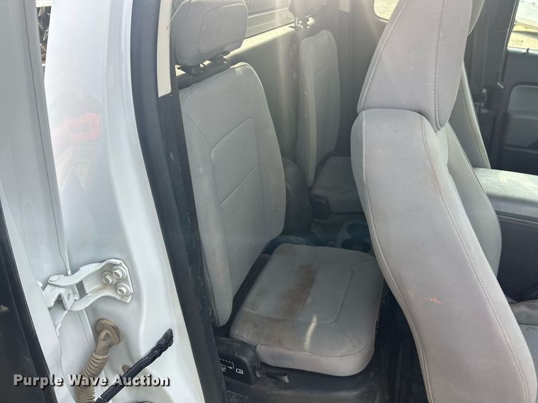 image for item EK8419 2021 Chevrolet Colorado Ext. Cab pickup truck