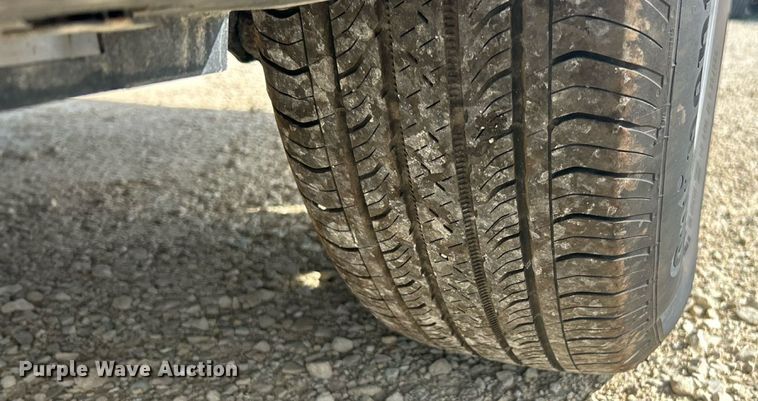 image for item EK8420 2022 Ford Maverick XL Crew Cab pickup truck