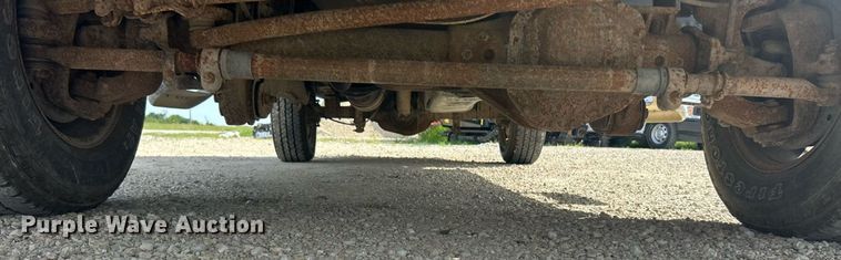 image for item EK8422 2006 Ford F250 Super Duty XL pickup truck