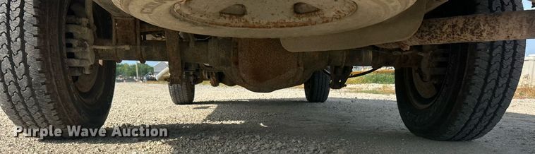 image for item EK8422 2006 Ford F250 Super Duty XL pickup truck