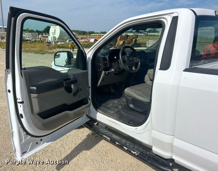 image for item EK8423 2018 Ford F150 XL pickup truck