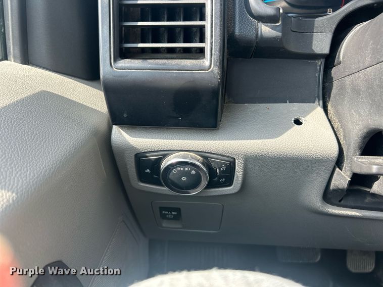 image for item EK8423 2018 Ford F150 XL pickup truck