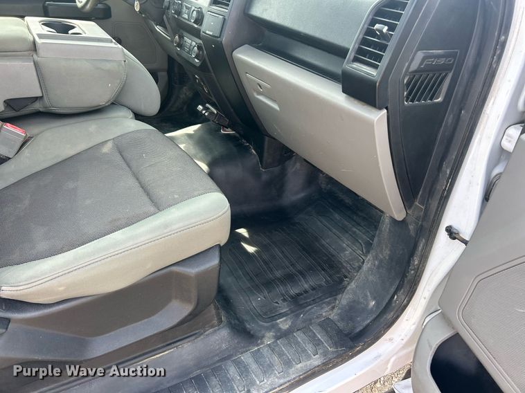 image for item EK8423 2018 Ford F150 XL pickup truck