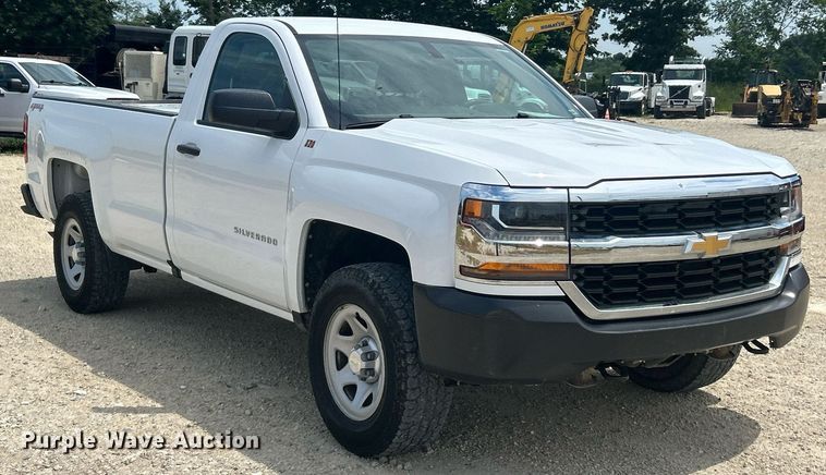 image for item EK8431 2017 Chevrolet Silverado 1500 pickup truck