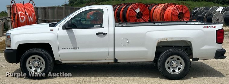 image for item EK8431 2017 Chevrolet Silverado 1500 pickup truck