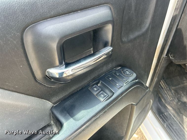 image for item EK8431 2017 Chevrolet Silverado 1500 pickup truck