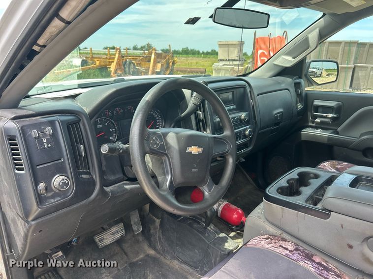 image for item EK8431 2017 Chevrolet Silverado 1500 pickup truck