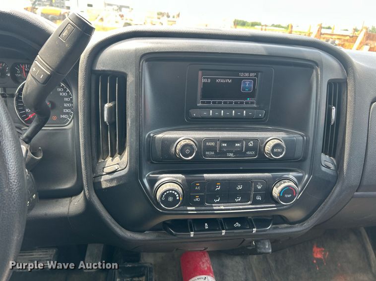 image for item EK8431 2017 Chevrolet Silverado 1500 pickup truck