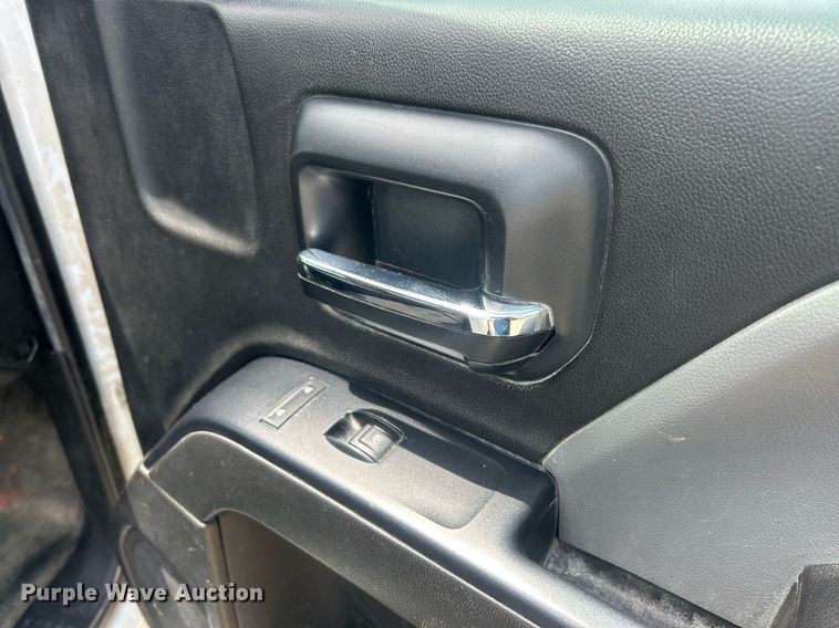 image for item EK8431 2017 Chevrolet Silverado 1500 pickup truck