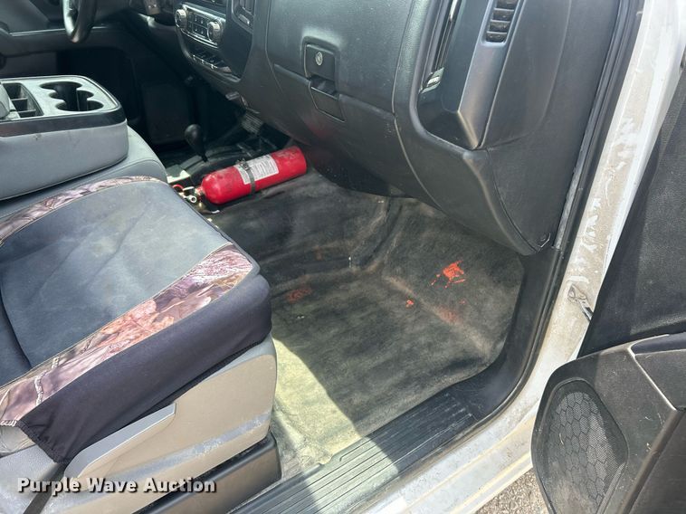 image for item EK8431 2017 Chevrolet Silverado 1500 pickup truck