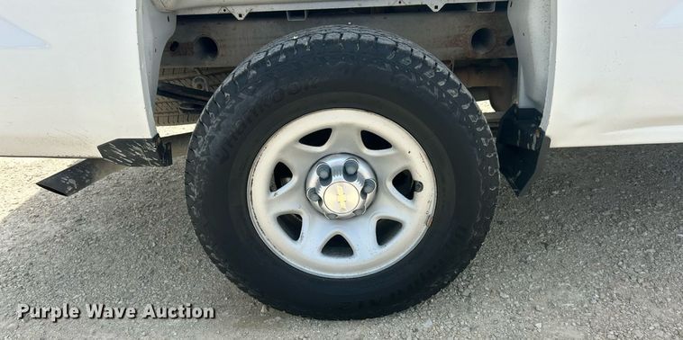 image for item EK8431 2017 Chevrolet Silverado 1500 pickup truck