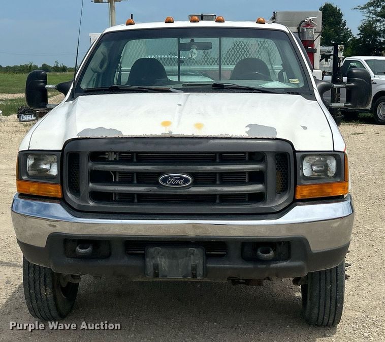 image for item EK8441 1999 Ford F550 Super Duty XL utility / service truck