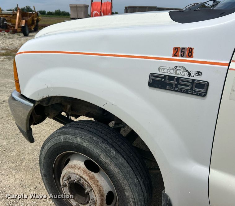 image for item EK8441 1999 Ford F550 Super Duty XL utility / service truck