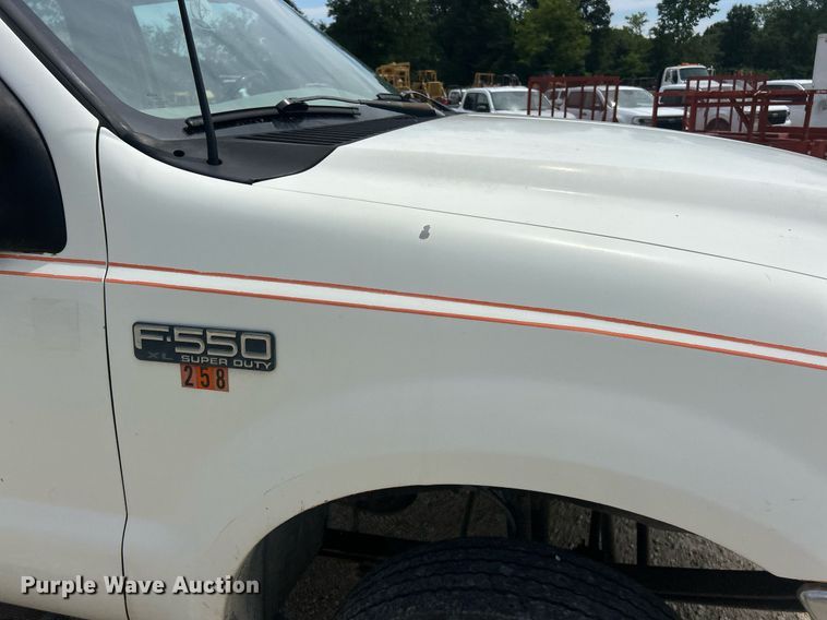 image for item EK8441 1999 Ford F550 Super Duty XL utility / service truck