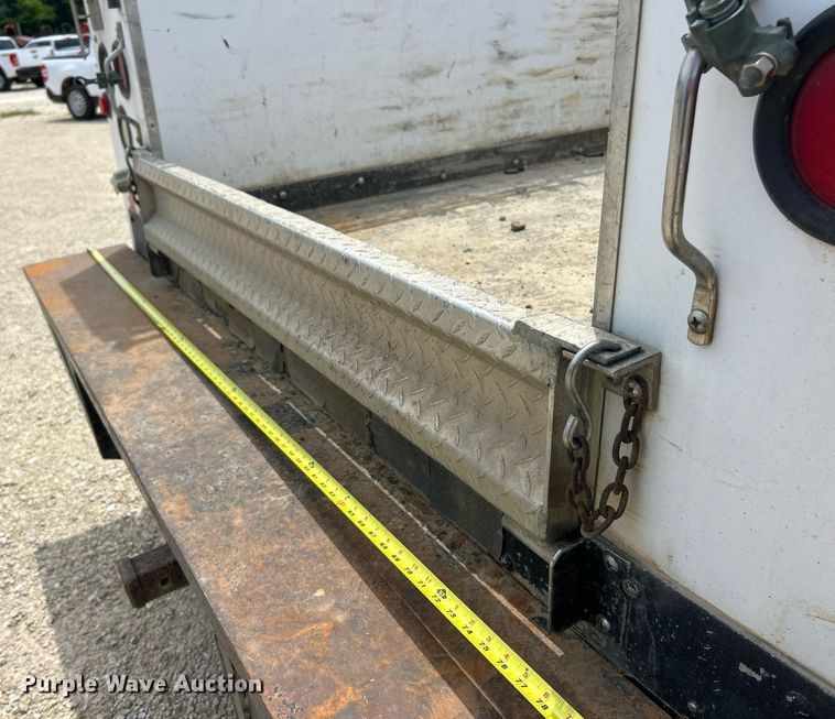 image for item EK8441 1999 Ford F550 Super Duty XL utility / service truck