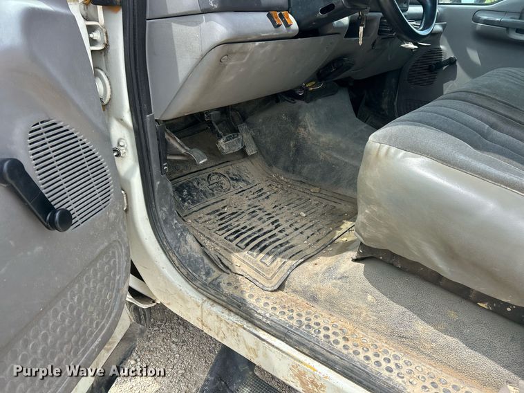 image for item EK8441 1999 Ford F550 Super Duty XL utility / service truck