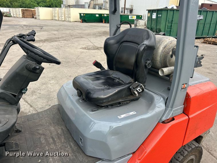 image for item EK8442 Toyota 8FGU30 forklift