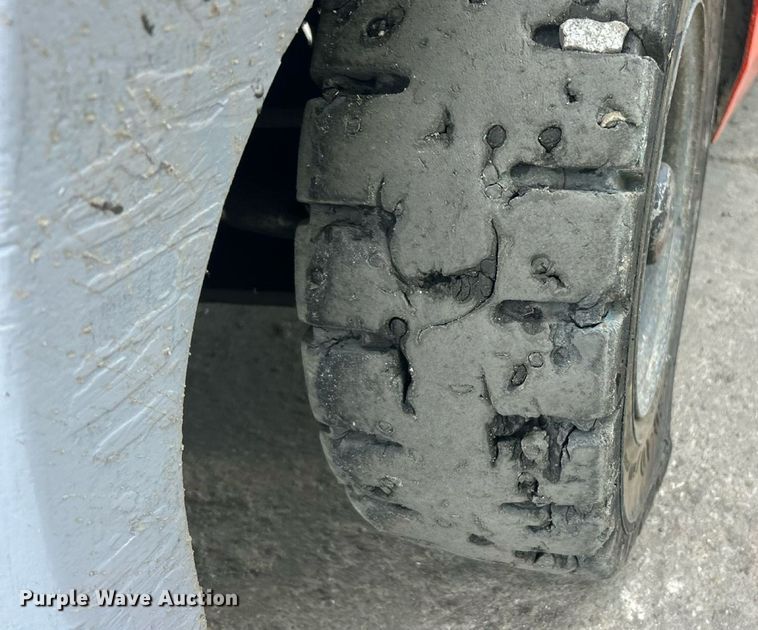 image for item EK8442 Toyota 8FGU30 forklift