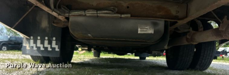 image for item EK8445 2008 Ford E450 Super Duty shuttle bus