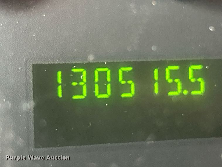 image for item EK8445 2008 Ford E450 Super Duty shuttle bus