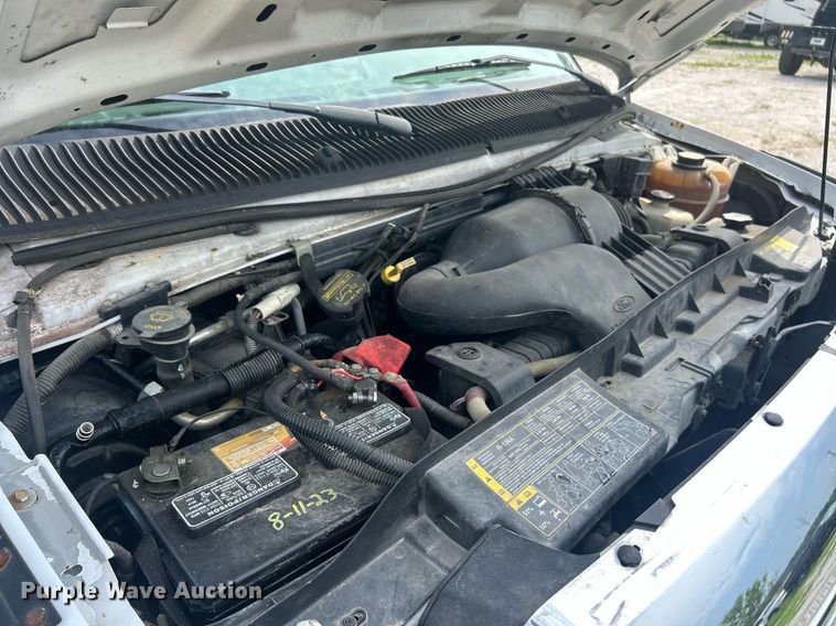 image for item EK8445 2008 Ford E450 Super Duty shuttle bus