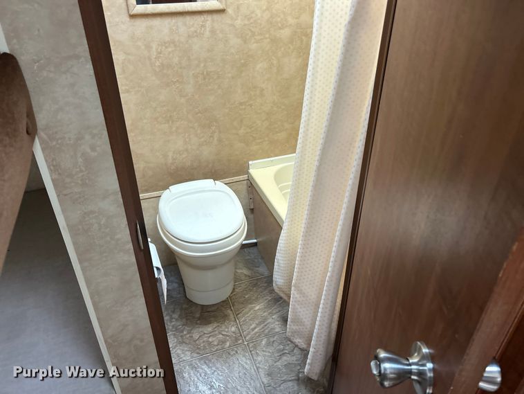 image for item EK8447 2012 Jayco Jay Flight Swift SLX camper