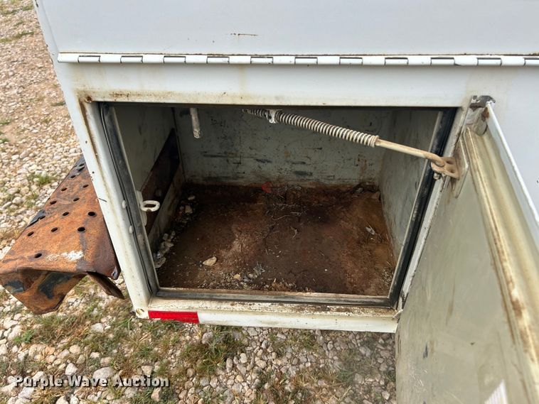 image for item EK8448 2009 Chevrolet Silverado 3500HD  Crew Cab utility bed pickup truck