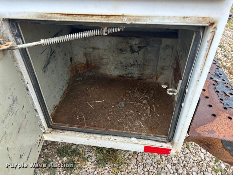 image for item EK8448 2009 Chevrolet Silverado 3500HD  Crew Cab utility bed pickup truck