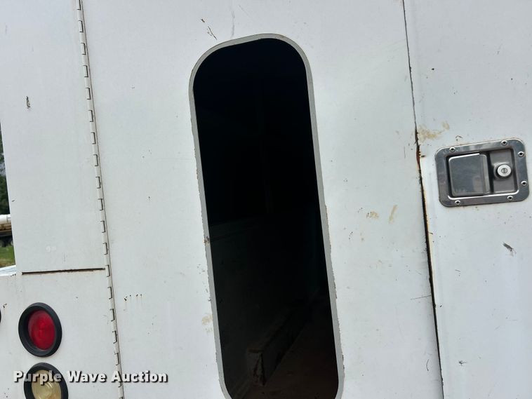 image for item EK8448 2009 Chevrolet Silverado 3500HD  Crew Cab utility bed pickup truck