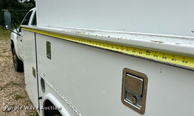 image for item EK8448 2009 Chevrolet Silverado 3500HD  Crew Cab utility bed pickup truck