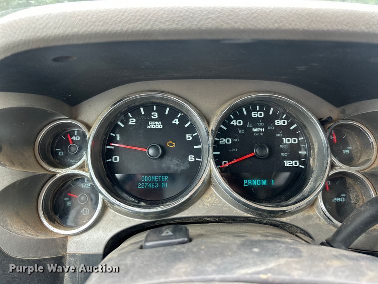 image for item EK8448 2009 Chevrolet Silverado 3500HD  Crew Cab utility bed pickup truck