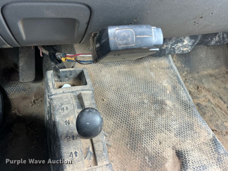 image for item EK8448 2009 Chevrolet Silverado 3500HD  Crew Cab utility bed pickup truck