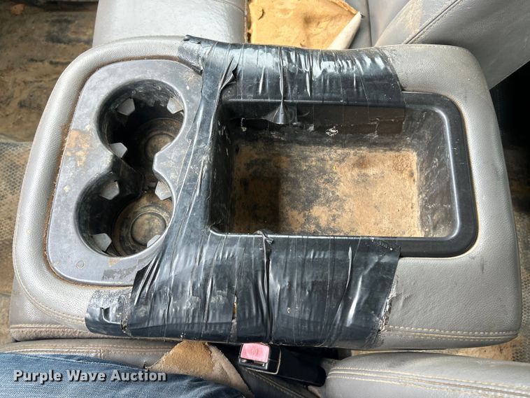 image for item EK8448 2009 Chevrolet Silverado 3500HD  Crew Cab utility bed pickup truck