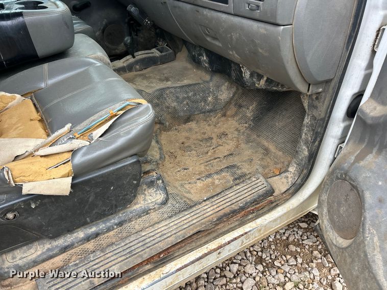 image for item EK8448 2009 Chevrolet Silverado 3500HD  Crew Cab utility bed pickup truck