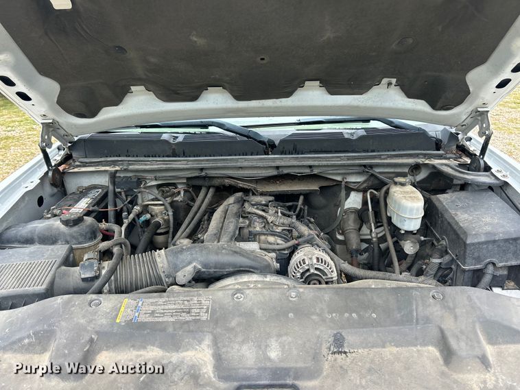 image for item EK8448 2009 Chevrolet Silverado 3500HD  Crew Cab utility bed pickup truck