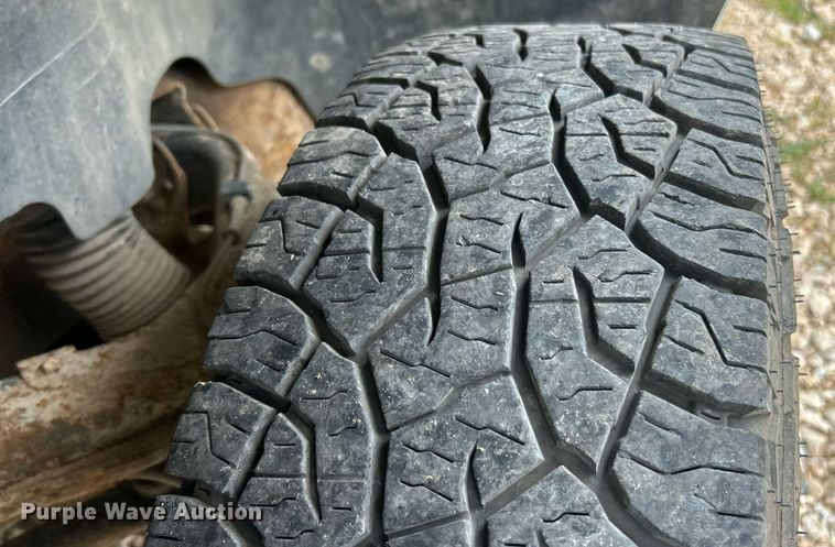 image for item EK8448 2009 Chevrolet Silverado 3500HD  Crew Cab utility bed pickup truck