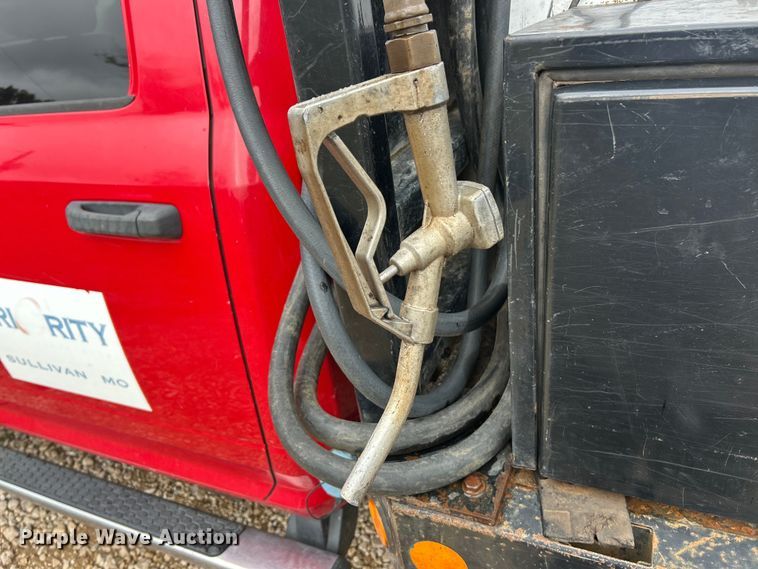 image for item EK8449 2017 Dodge Ram 5500 Crew Cab flatbed truck