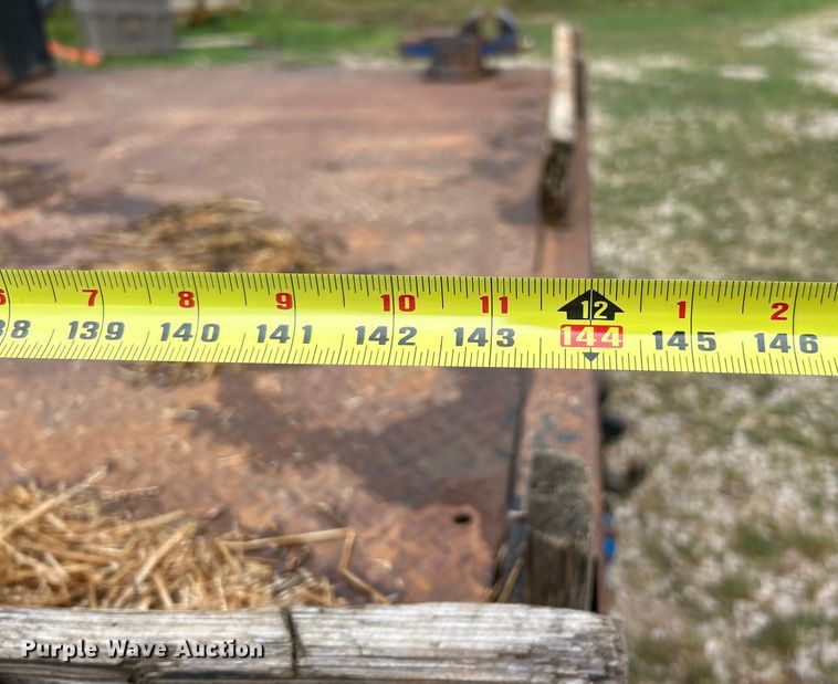 image for item EK8449 2017 Dodge Ram 5500 Crew Cab flatbed truck